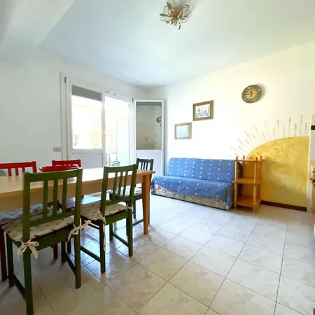 Near In 55351 ביביונה