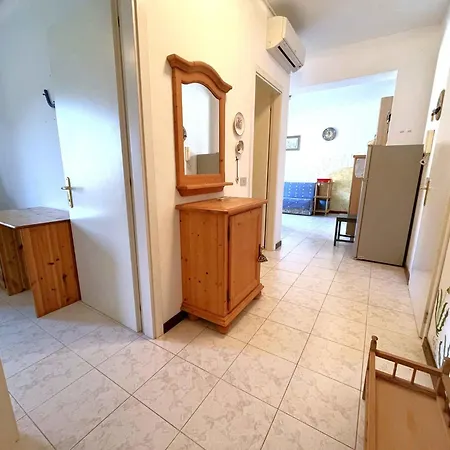 Near In 55351 Apartman *