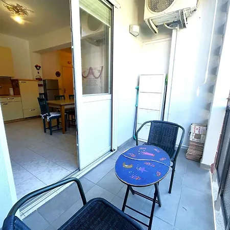 Daire Near In 55351 Bibione